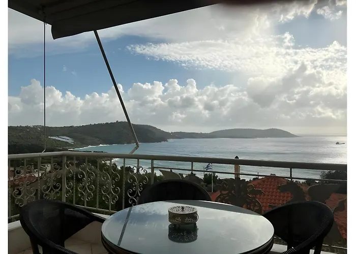 Panorama بيت ضيافة Skoutárion